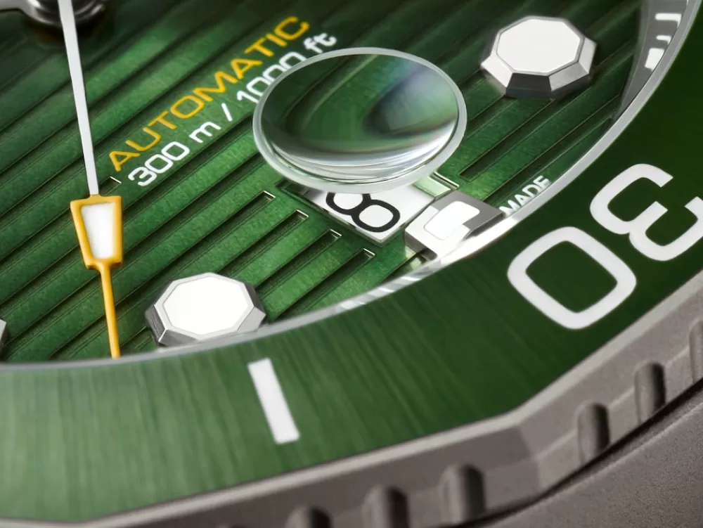 Aquaracer Professional 300 Date*TAG Heuer Best