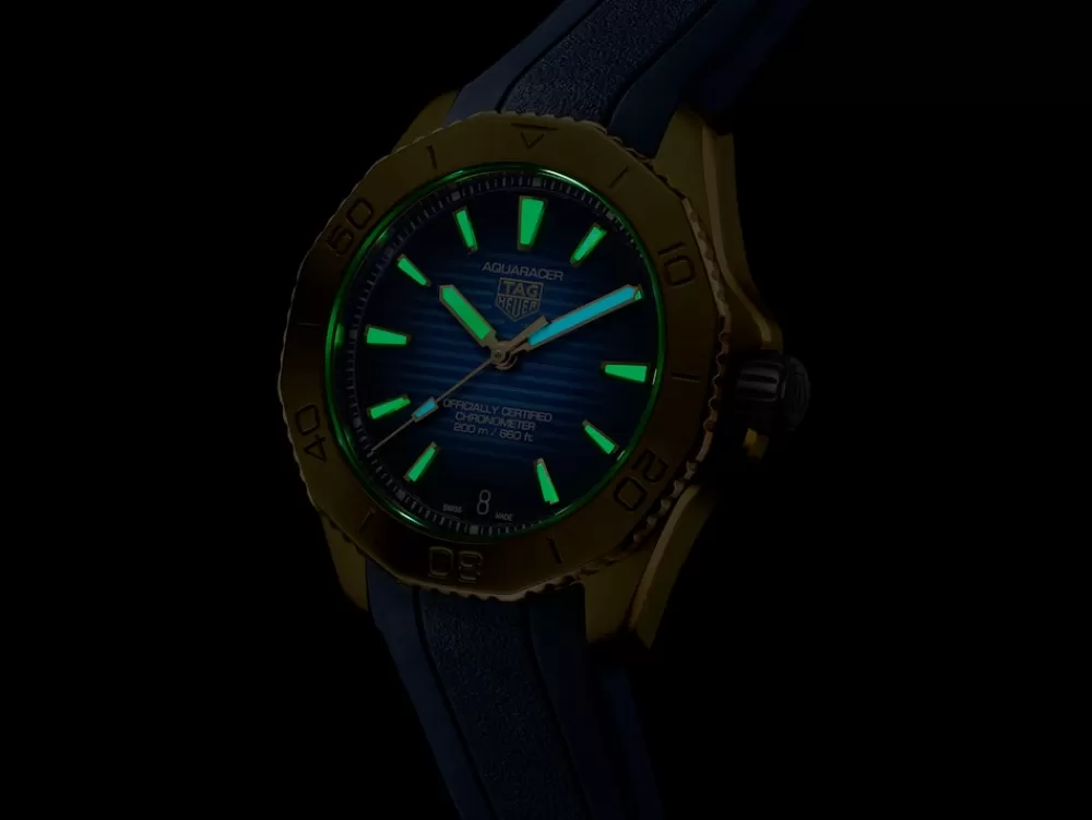 Aquaracer Professional 200 Date*TAG Heuer Shop