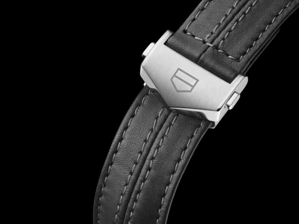 Carrera Chronograph x Porsche*TAG Heuer Store