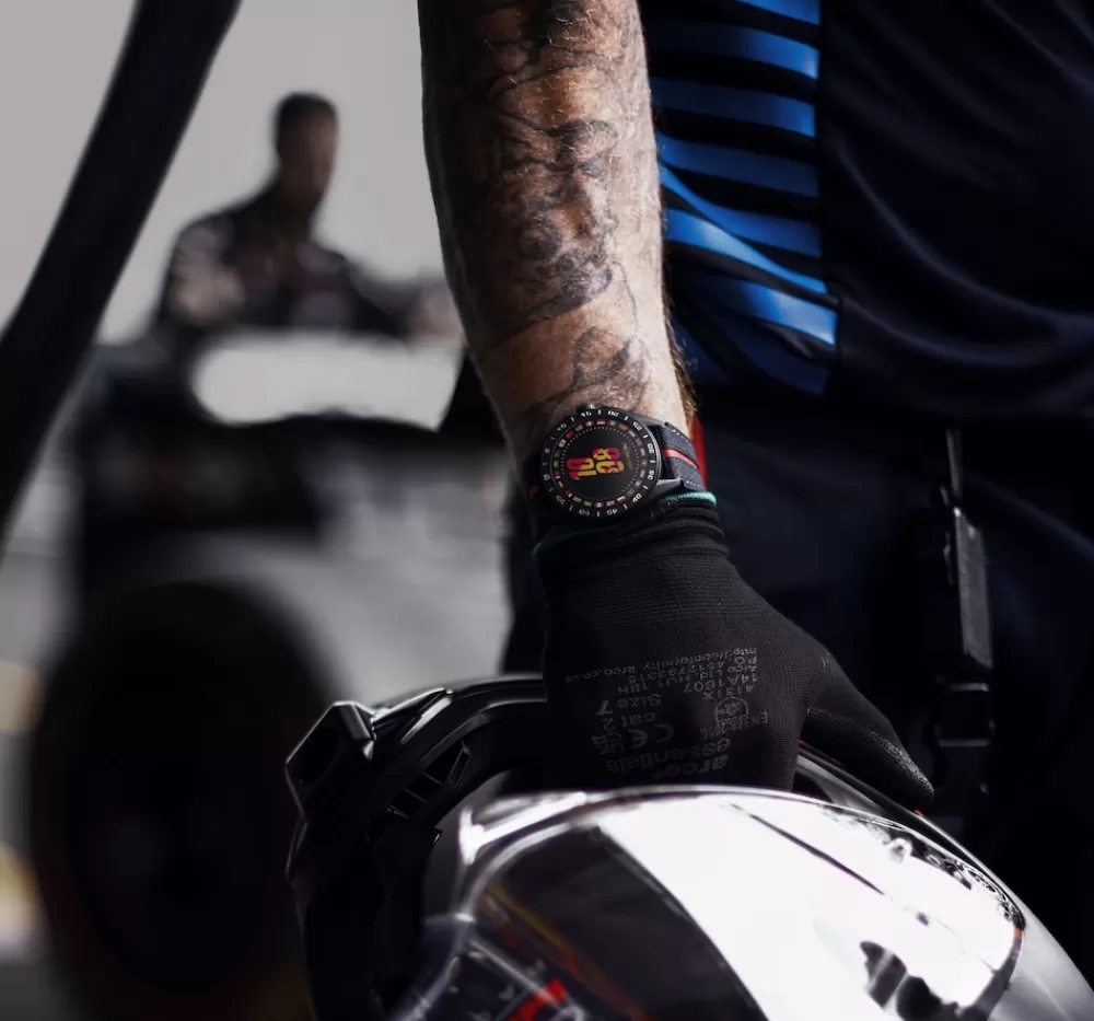 Connected Calibre E4 x Oracle Red Bull Racing Edition*TAG Heuer Fashion
